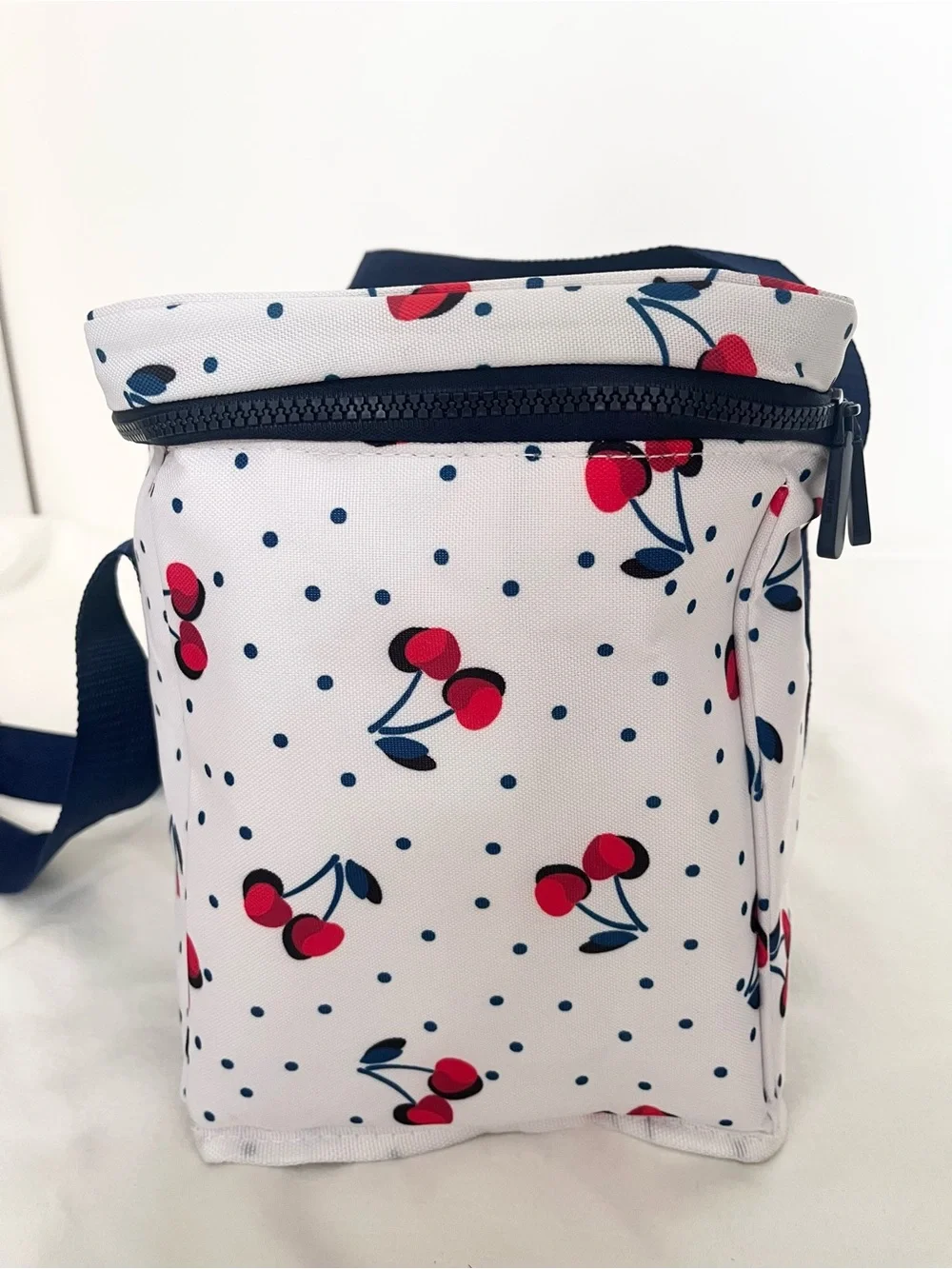 Kate Spade Vintage Insulted Cherry print cooler bag Tote NWT